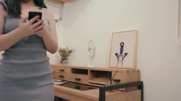 MD0079 别人女友总是香 骚货女友驭男术