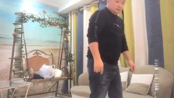 叶总探花姘头介绍过来的小姐