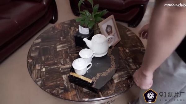 cus-249-迷信的女人-小偷谎称驱魔大师迷惑少女