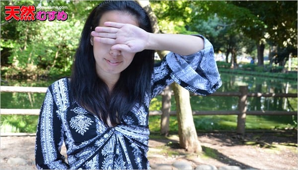 天然むすめは10musume 121812_01 ザ絶対指令 指示に従って公园で露出